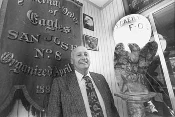 short picture description