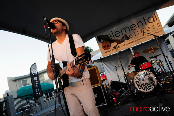 Local Look: Los Hot Boxers | Metro Silicon Valley | Silicon Valley’s