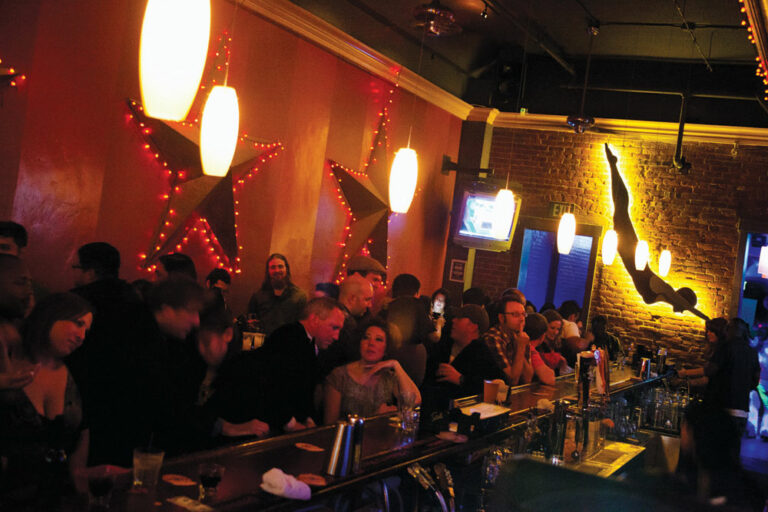 Barfly:  Dive Bar, Ironic in Name Only