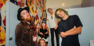 Grouplove-Cafe-Stritch