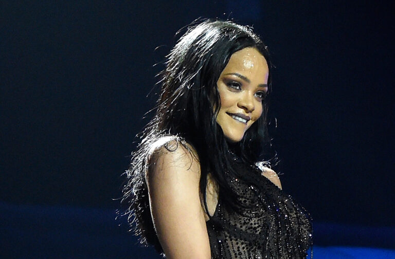 PHOTOS: Rihanna at SAP Center