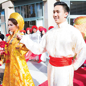 Silicon Alleys: Ao Dai Festival Pays Homage to Traditional Vietnamese Gown