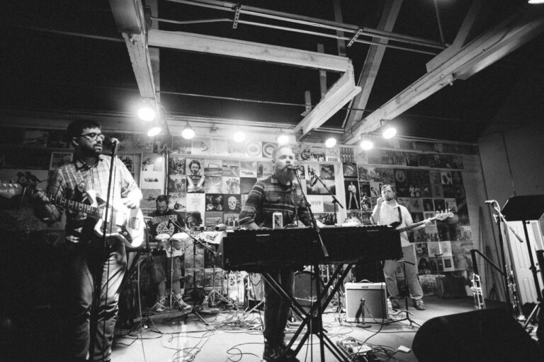 Dogcatcher at Art Boutiki