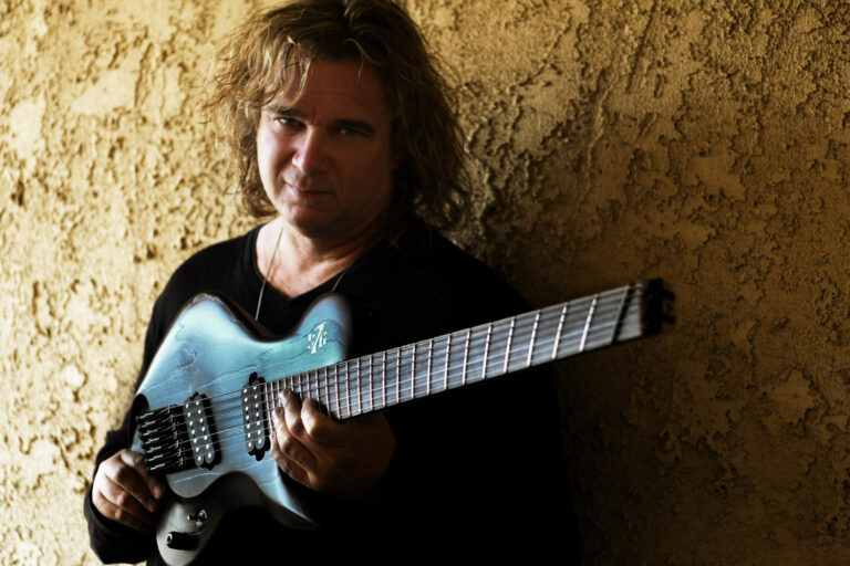 Billy Sherwood of Yes at Streetlight Records
