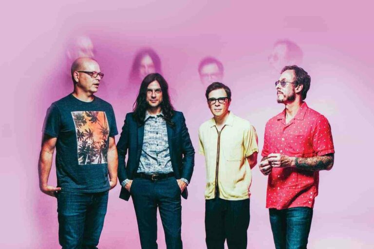 Weezer & The Pixies at Shoreline Amphitheatre