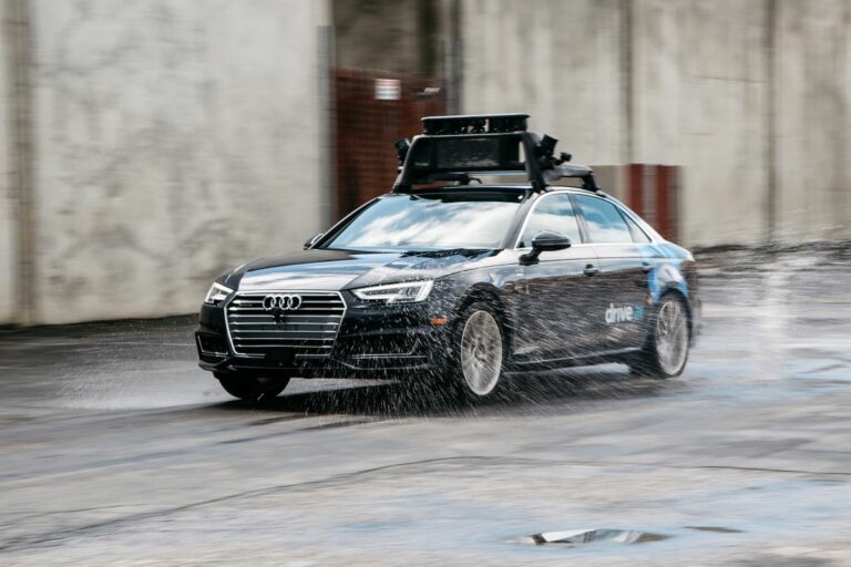 ‘Autopiloto’ Live-Streams the Self-Drive