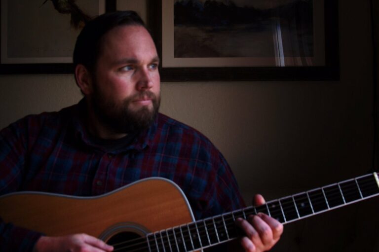 Justin Hambly & the Heavy Hand at Willow Den