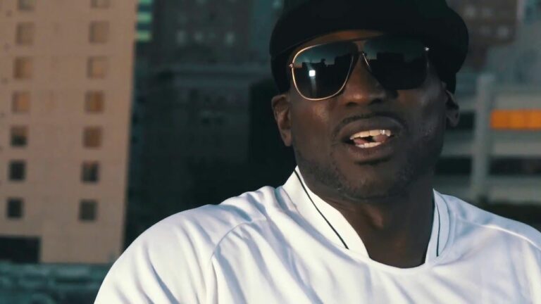 X-Raided at BackBar SoFa