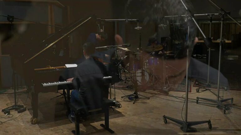 Dahveed Behroozi Trio at Art Boutiki