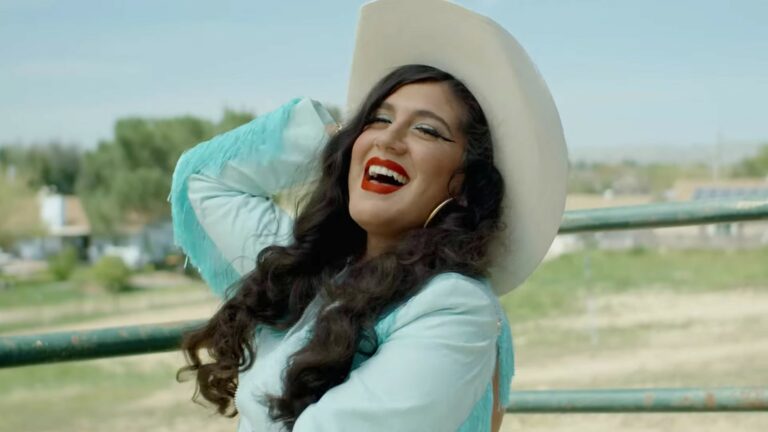 La Dona at Mitchell Park Bowl