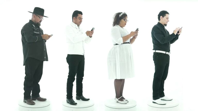 La Santa Cecilia at the Ritz