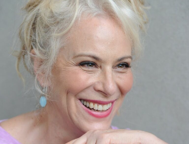 Jane Kaczmarek’s Shorts Circuit