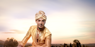 Aki Kumar in Redwood City