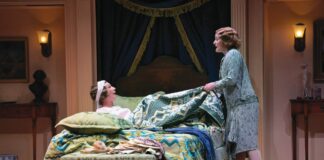 Agatha Christie, TheatreWorks, Mrs. Christie