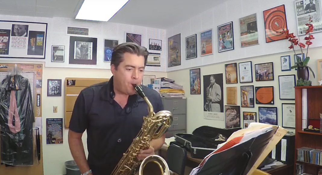 Cool Yule (Dr. Aaron Lingston) in San Jose