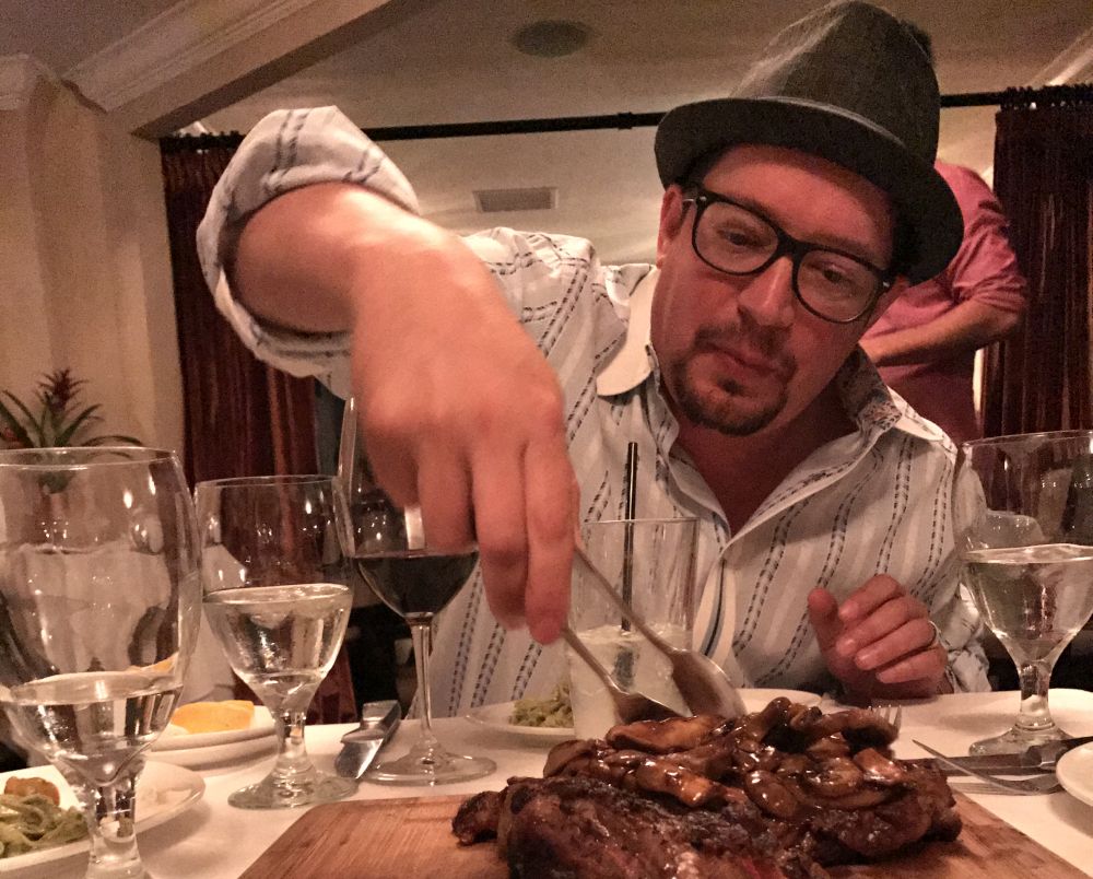 Chef Maurice, Kirk's Steakburgers, Grill Em