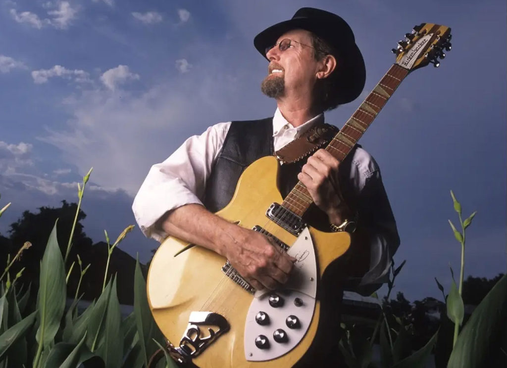 Image for display with article titled Rickenbacker in Hand, Roger McGuinn Shares Songs and Stories
