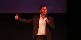 Tim Lee in Sunnyvale