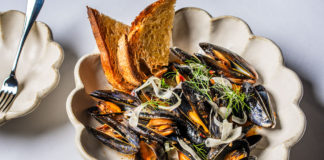 Plate of mussels