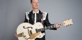 Jinx Jones in Redwood City