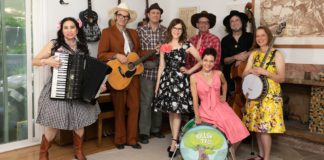 Lisa Loeb and the Hollow Trees in San Jose