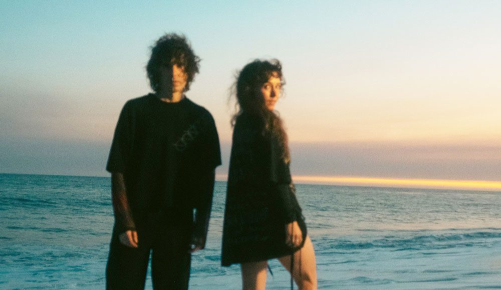 purity ring, electronica duo, Corin Roddick, Megan James