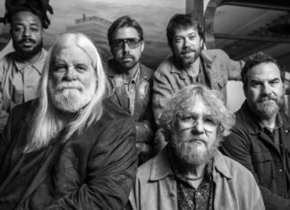Leftover Salmon in Menlo Park
