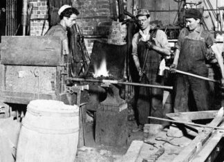 H.G. Knapp & Son Plow Works
