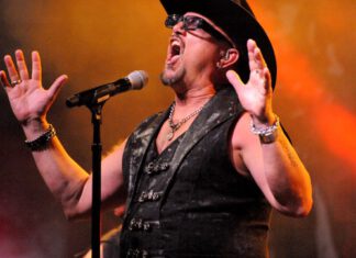 Geoff Tate in Metro Park