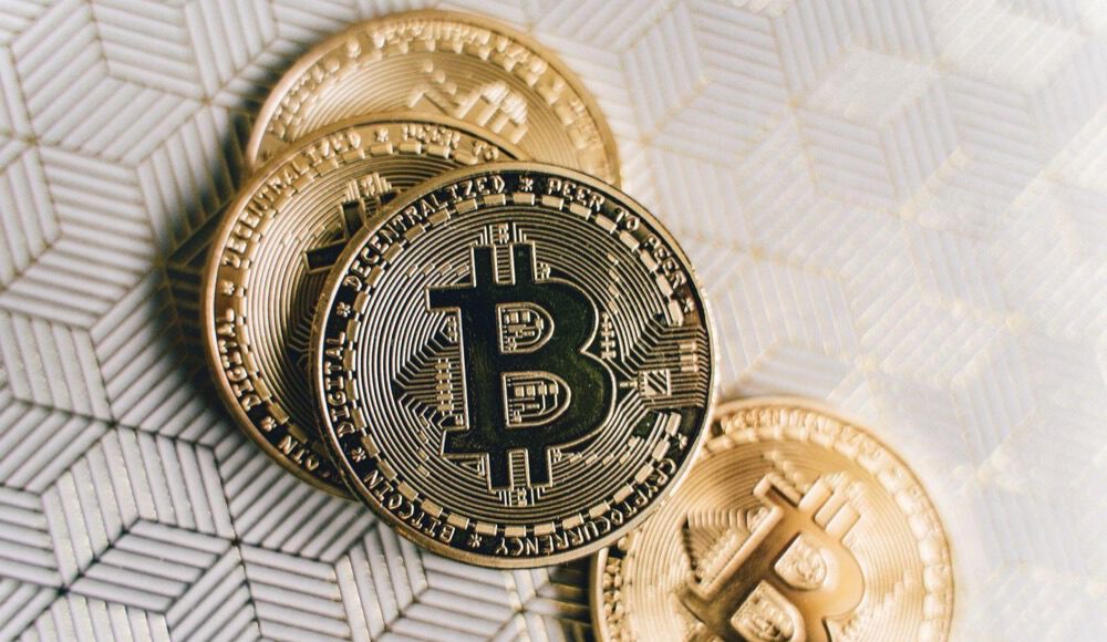 Illustration for the article Tokenized Stocks Could Change Crypto Market Plumbing
