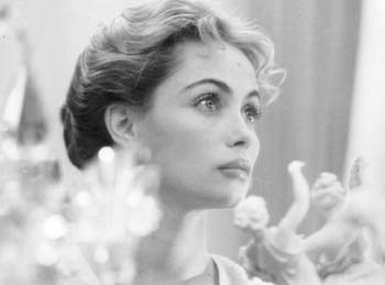 Emmanuelle B&eacute;art